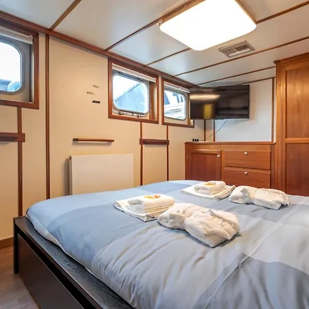 Botel Luxury Boat Sant Adrià de Besòs